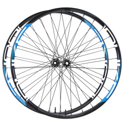 Front disc road clincher wheel with HOPE Pro4 hub