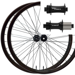 Pair of handmade road bike wheels on Jpracingbike1.com