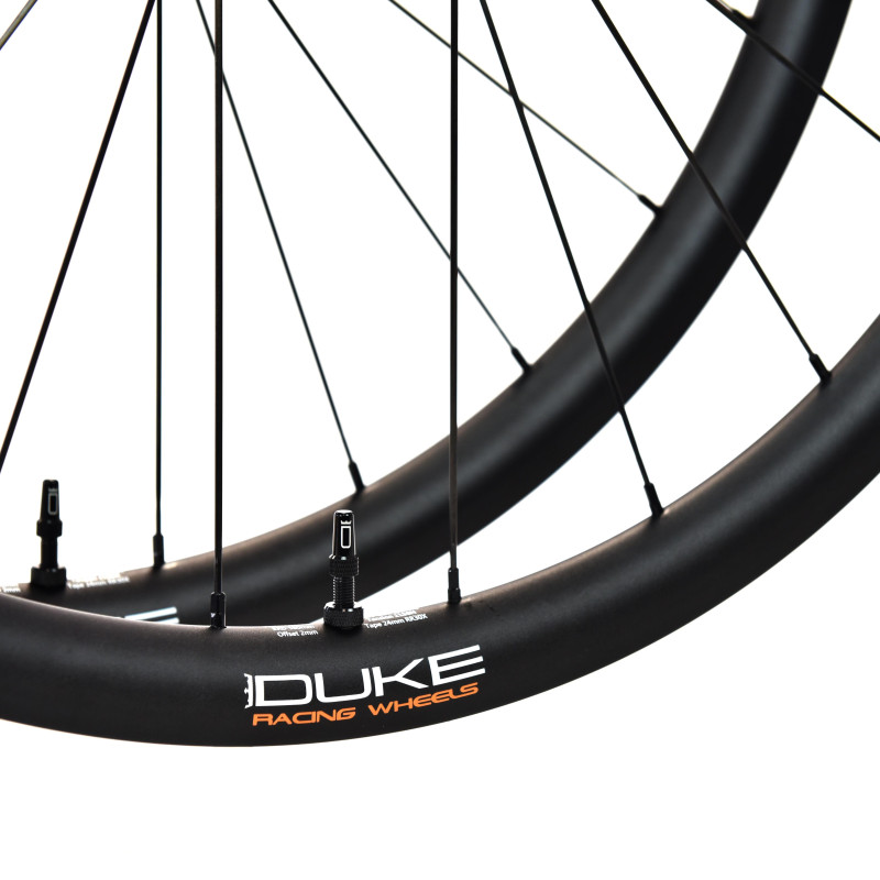 Roue(s) DUKE ROAD RUNNER X 30 DISC / BARON CL SP