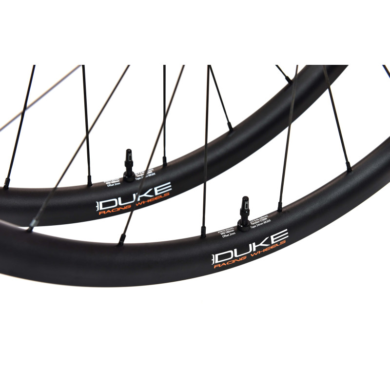 Roue(s) DUKE ROAD RUNNER X 30 DISC / BARON CL SP